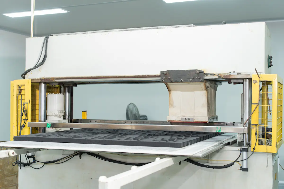 foam-sponge-cutting-machine-line.webp foam-sponge-cutting-machine-line.webp