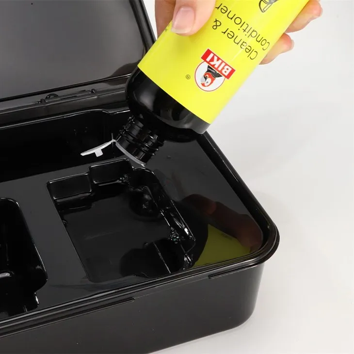 Sneaker Cleaning & Conditoner Kit price Sneaker Cleaning & Conditoner Kit price
